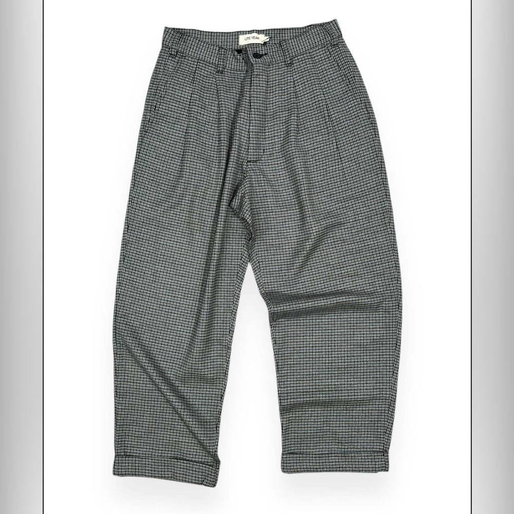 LITE YEAR pleated pant houndstooth. Size L (34)